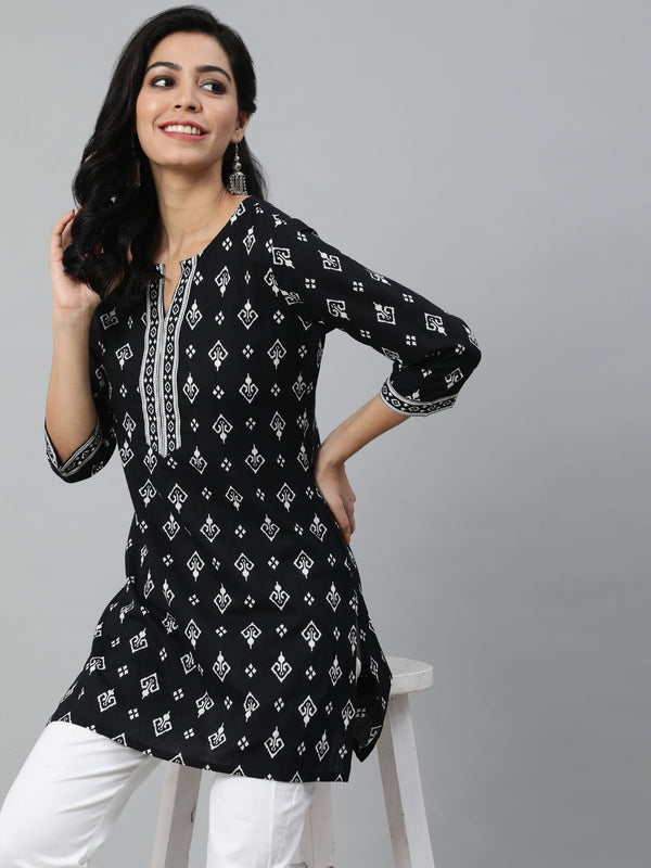 Women Black & White Printed Cotton Tunic | NOZ2TOZ - Made In INDIA.