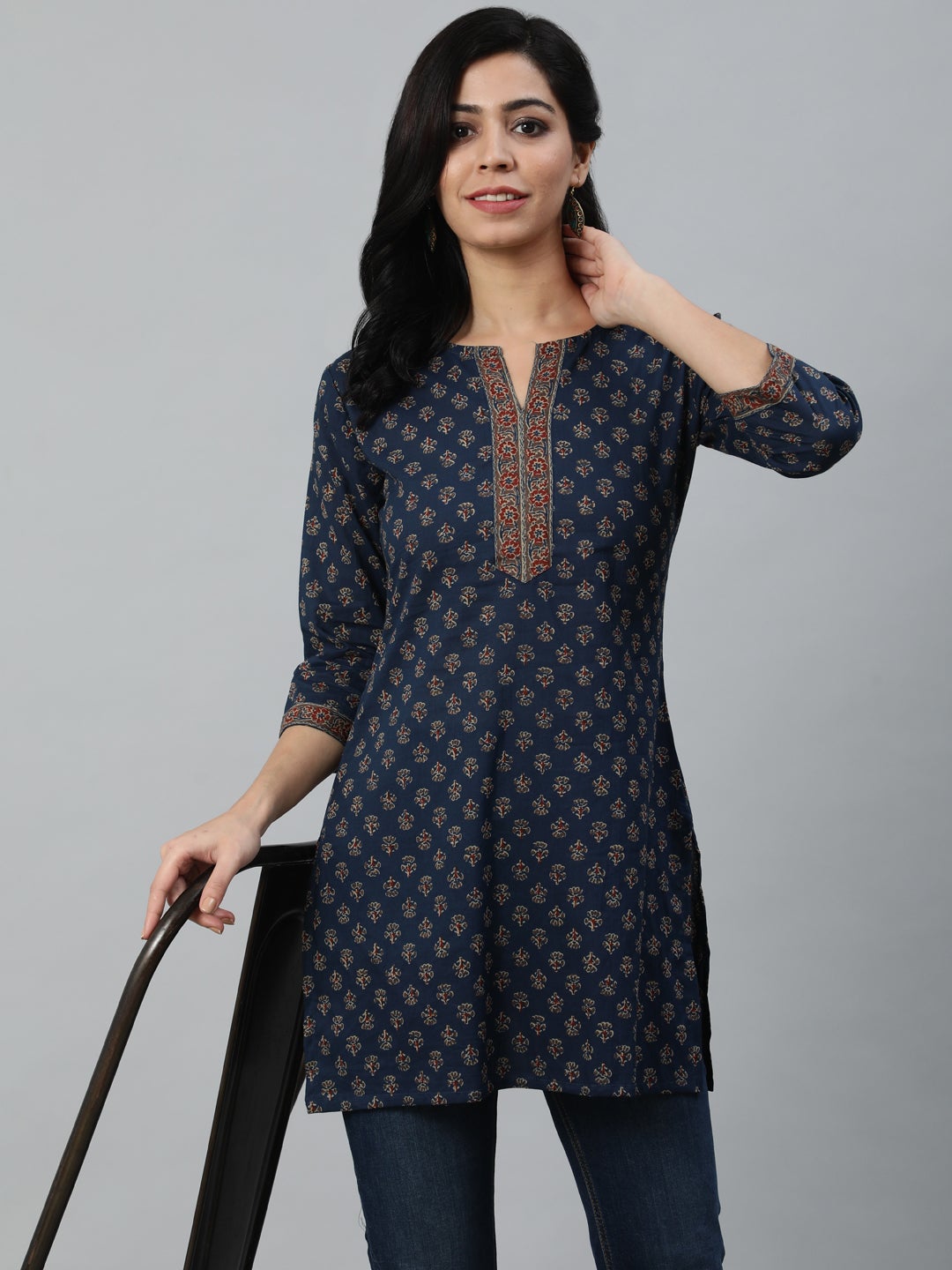 Women Navy Blue And Marron Printed Tunic | NOZ2TOZ - Made In INDIA.