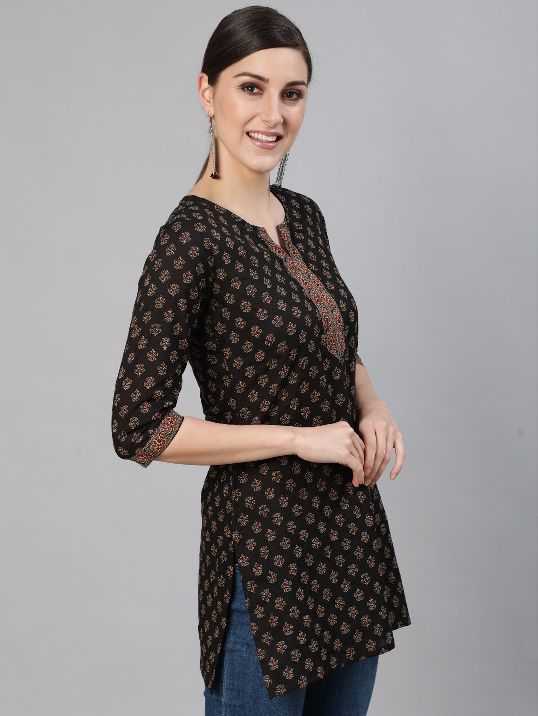 Women Brown Printed Straight Tunic With Three Quarter Sleeves | NOZ2TOZ - Made In INDIA.