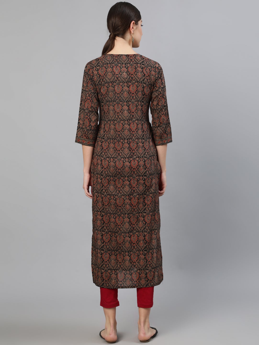 Women Multi Printed Straight Kurta With Three Quarter Sleeves | NOZ2TOZ - Made In INDIA.