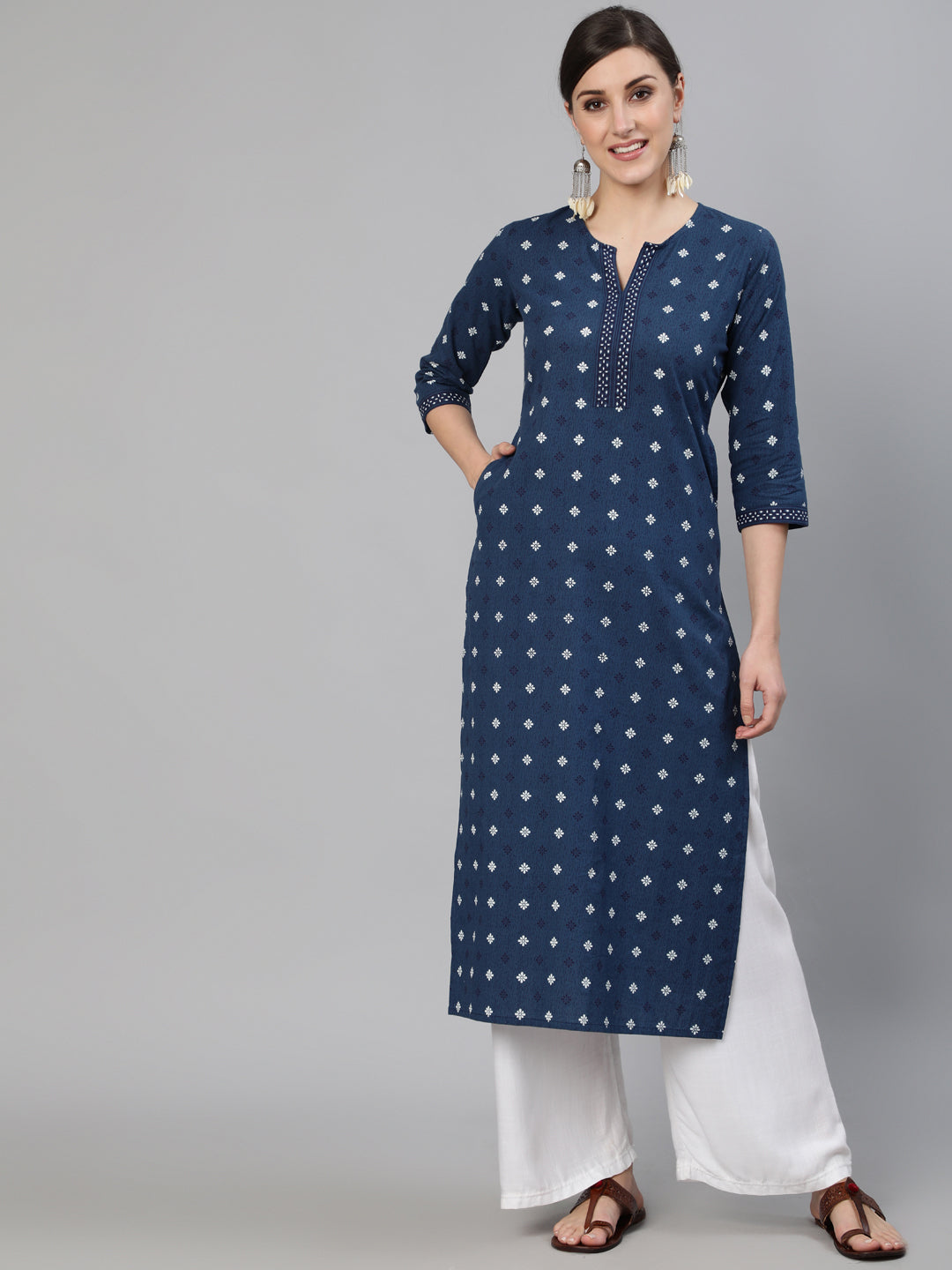 Women Navy Blue Ethnic Printed Straight Kurta With Three Quarter Sleeves | NOZ2TOZ - Made In INDIA.