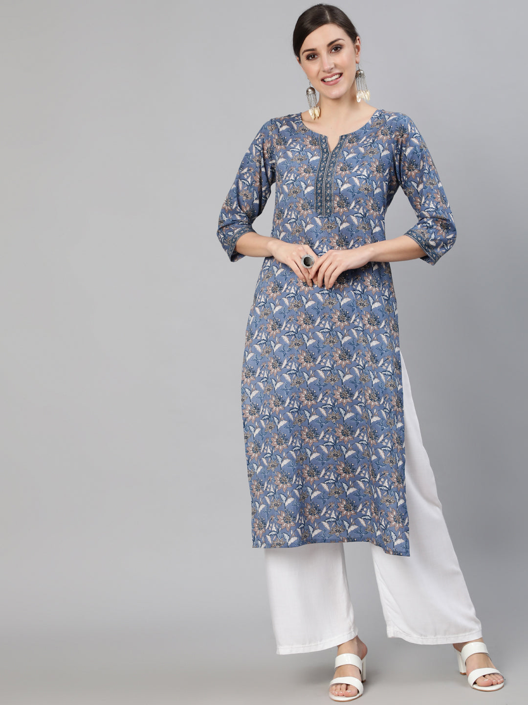 Women Blue & Beige Floral Printed Straight Kurta | NOZ2TOZ - Made In INDIA.