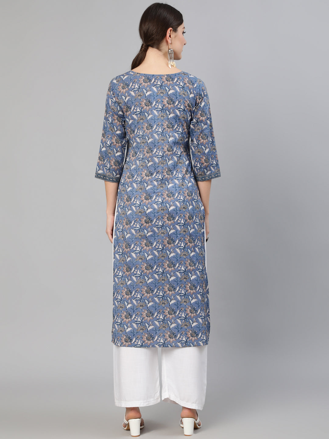 Women Blue & Beige Floral Printed Straight Kurta | NOZ2TOZ - Made In INDIA.