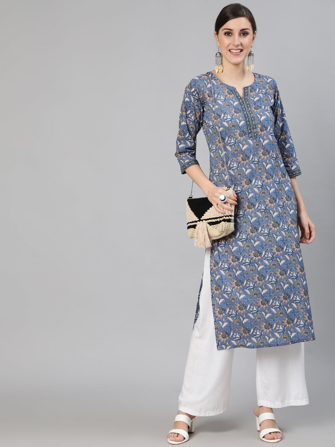 Women Blue & Beige Floral Printed Straight Kurta | NOZ2TOZ - Made In INDIA.