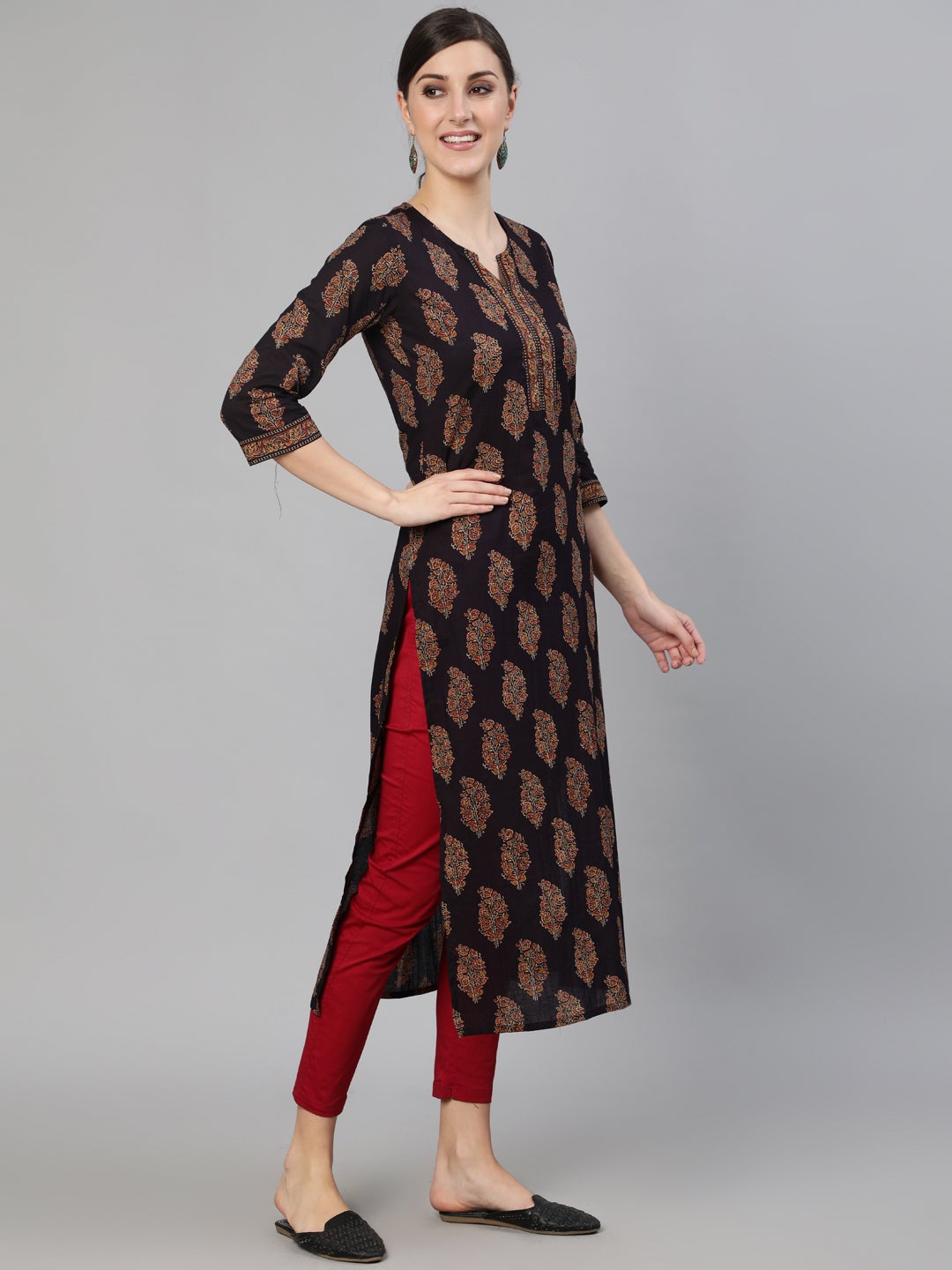 Women Black Ethnic Printed Straight Kurta With Three Quarter Sleeves | NOZ2TOZ - Made In INDIA.