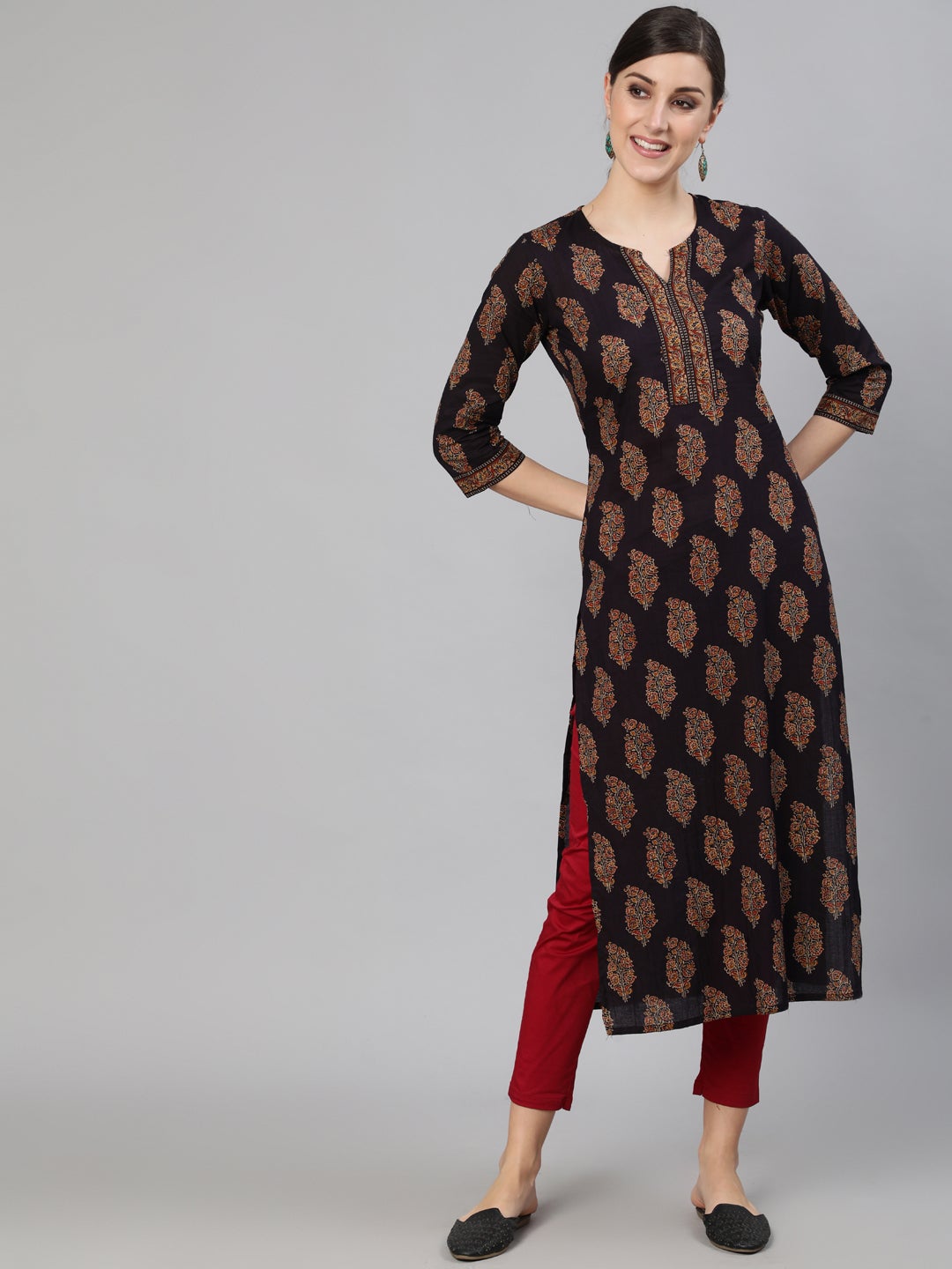 Women Black Ethnic Printed Straight Kurta With Three Quarter Sleeves | NOZ2TOZ - Made In INDIA.