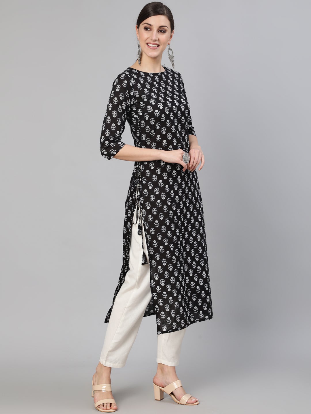 Women Black Ethnic Motif Printed Straight Kurta With Three Quarter Sleeves | NOZ2TOZ - Made In INDIA.