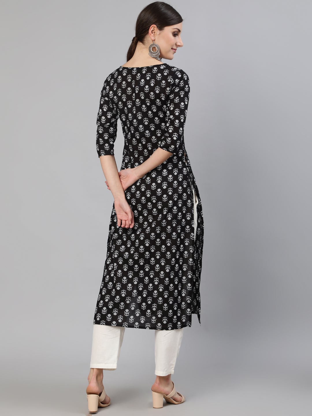 Women Black Ethnic Motif Printed Straight Kurta With Three Quarter Sleeves | NOZ2TOZ - Made In INDIA.