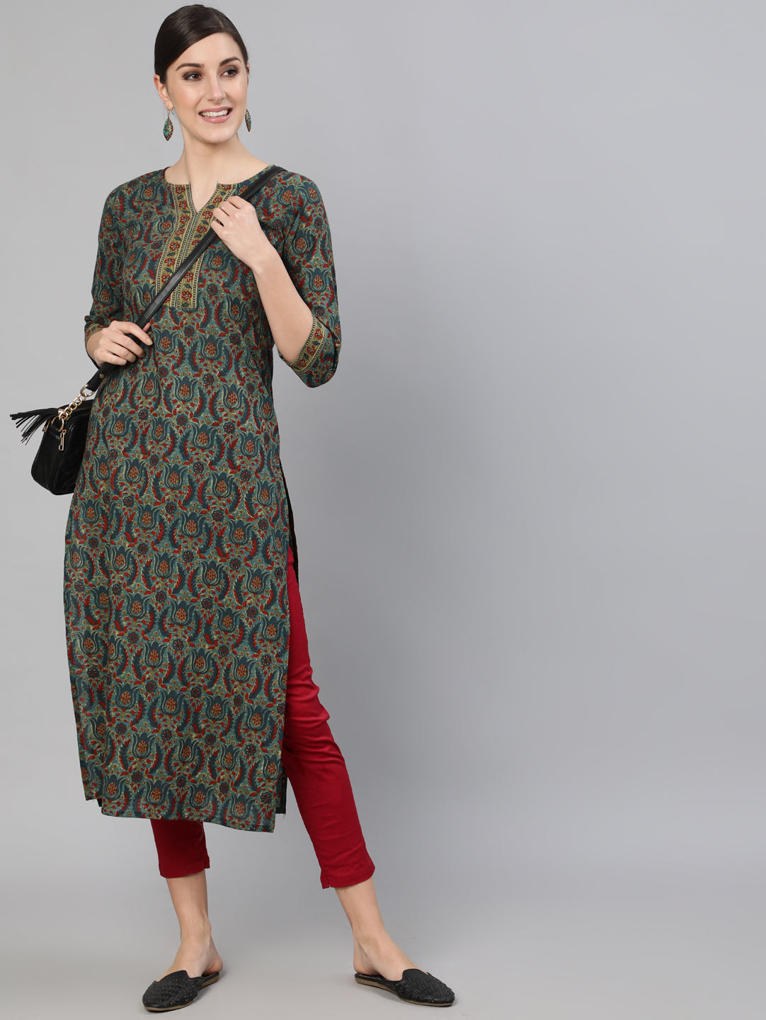 Women Blue Ethnic Motif Printed Straight Kurta With Three Quarter Sleeves | NOZ2TOZ - Made In INDIA.