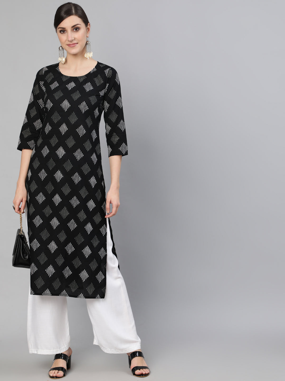 Women Black Geometric Printed Straight Kurta With Three Quarter Sleeves | NOZ2TOZ - Made In INDIA.