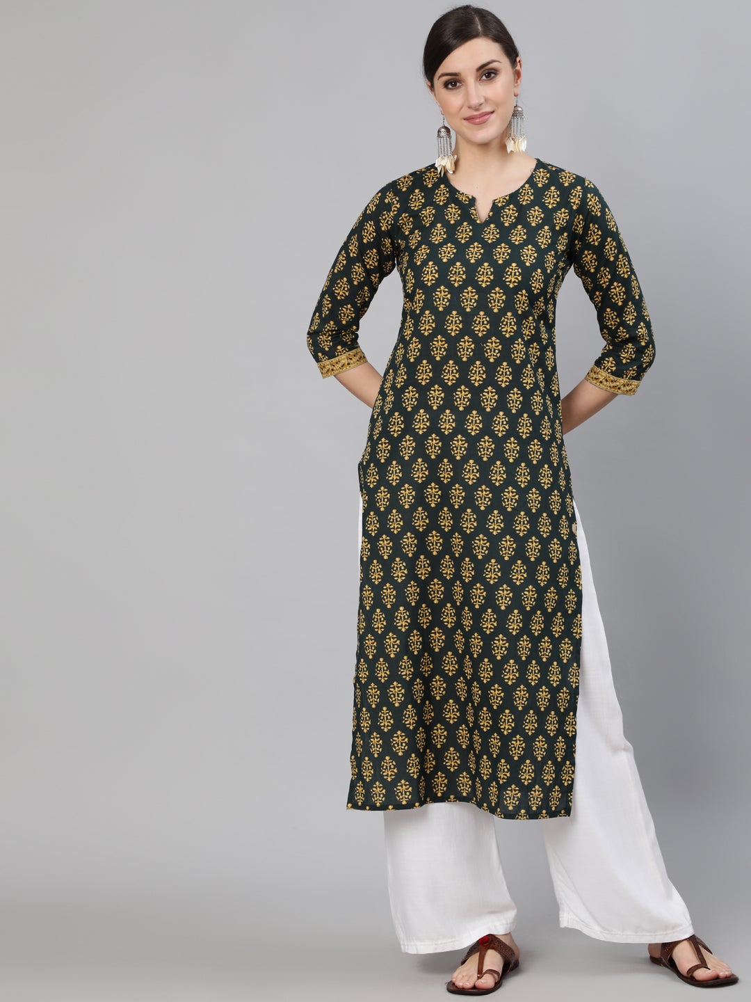 Women Green Ethnic Printed Straight Kurta with Three Quarter Sleeves | NOZ2TOZ - Made In INDIA.