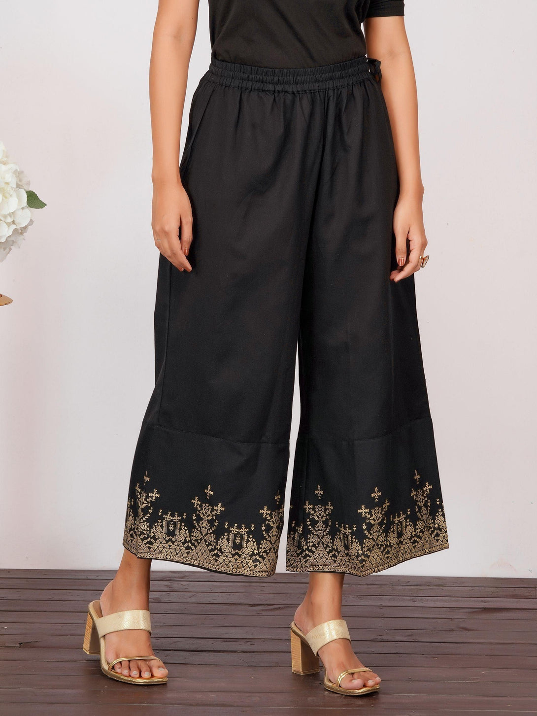 Minimal Foil Printed Flared Palazzo - Black - Indiakreations