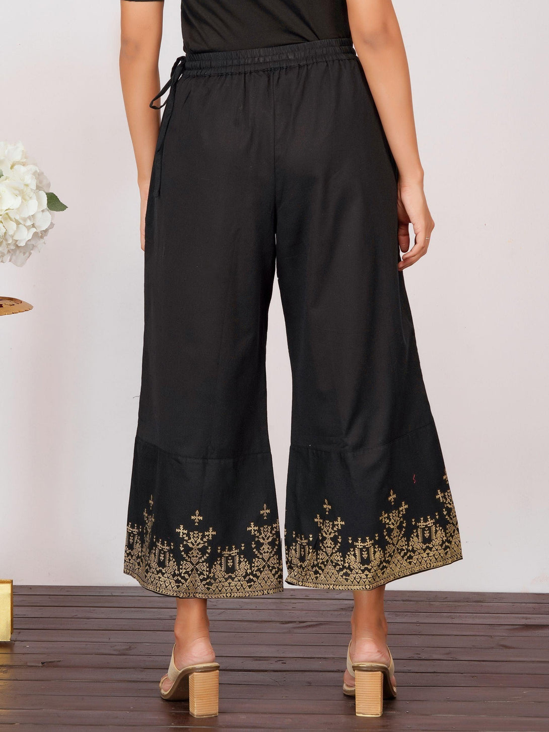 Minimal Foil Printed Flared Palazzo - Black - Indiakreations