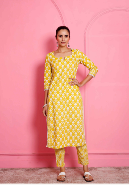 Women's Hand Printed Straight Kurta And Pants  - Pheeta