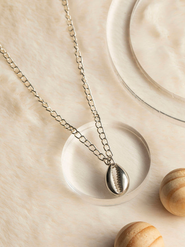 Women's Sea Shell Silver Necklace - Priyaasi