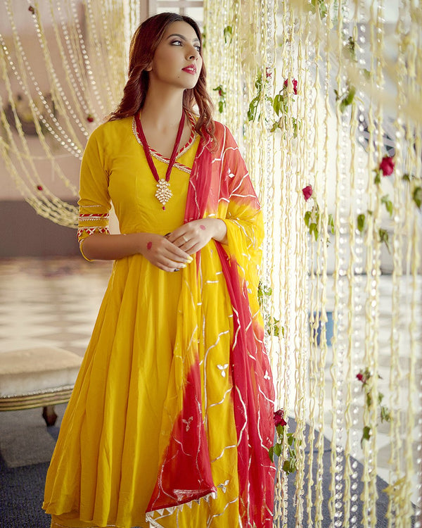 Royal Yellow Gotapatti Suit Set | Relove