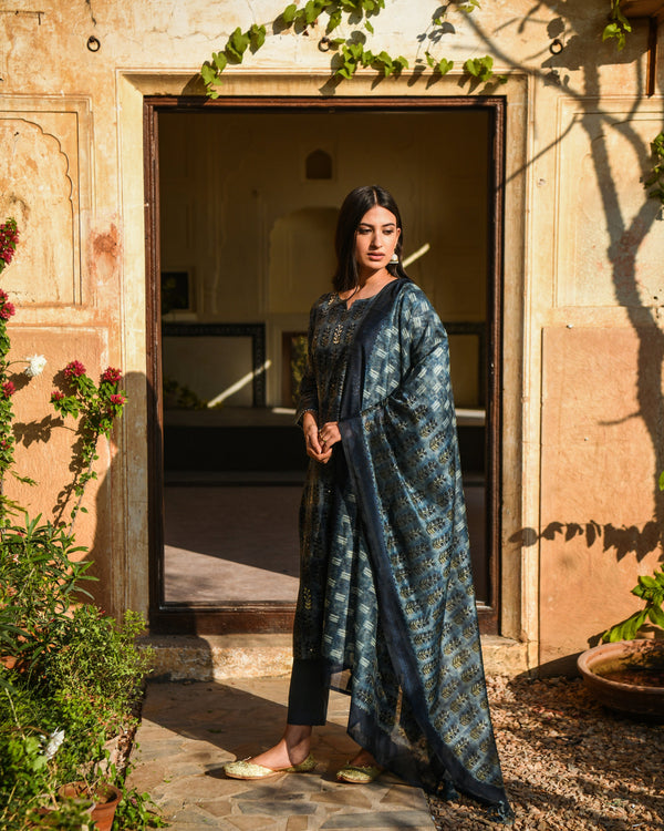 NAVY BLUE GOTA PATTI KURTA SET