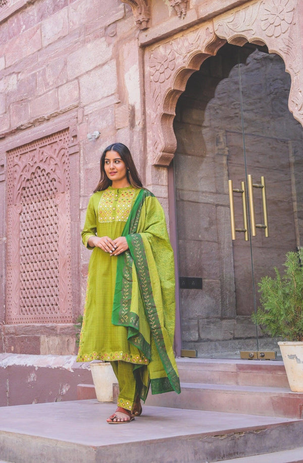 Women's Green Ethnic Motifs Embroidered Kurta with Trousers Dupatta - NOZ2TOZ - Indiakreations