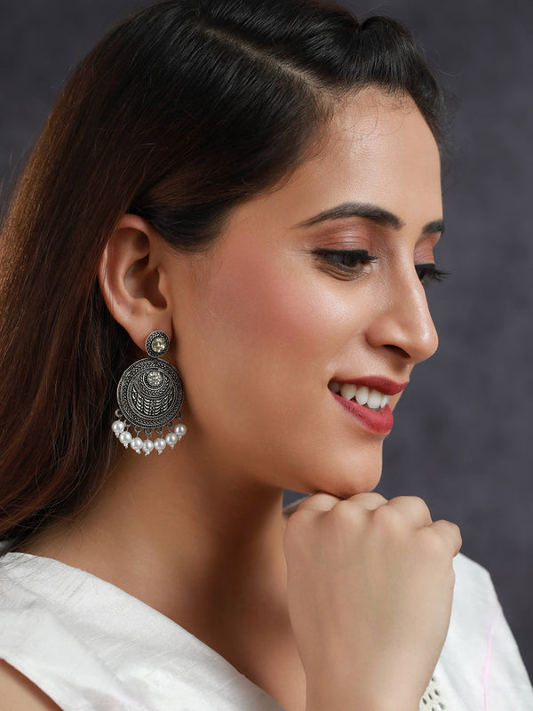 Women's Floral Oxidised Silver Pearl Drop Earrings - Priyaasi