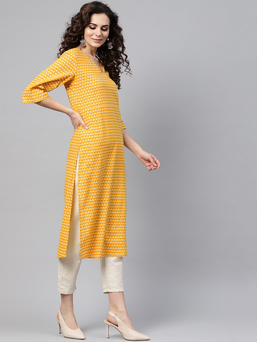 Yellow printed Straight kurta with Round neck V slit & 3/4 sleeves | NOZ2TOZ - Made In INDIA.