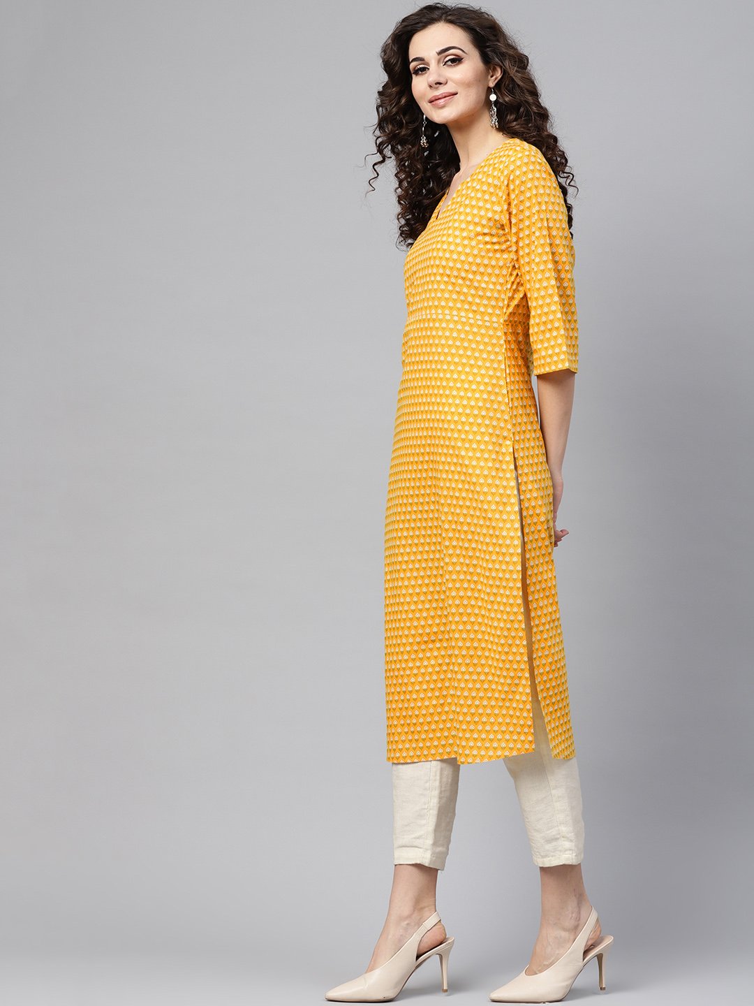 Yellow printed Straight kurta with Round neck V slit & 3/4 sleeves | NOZ2TOZ - Made In INDIA.