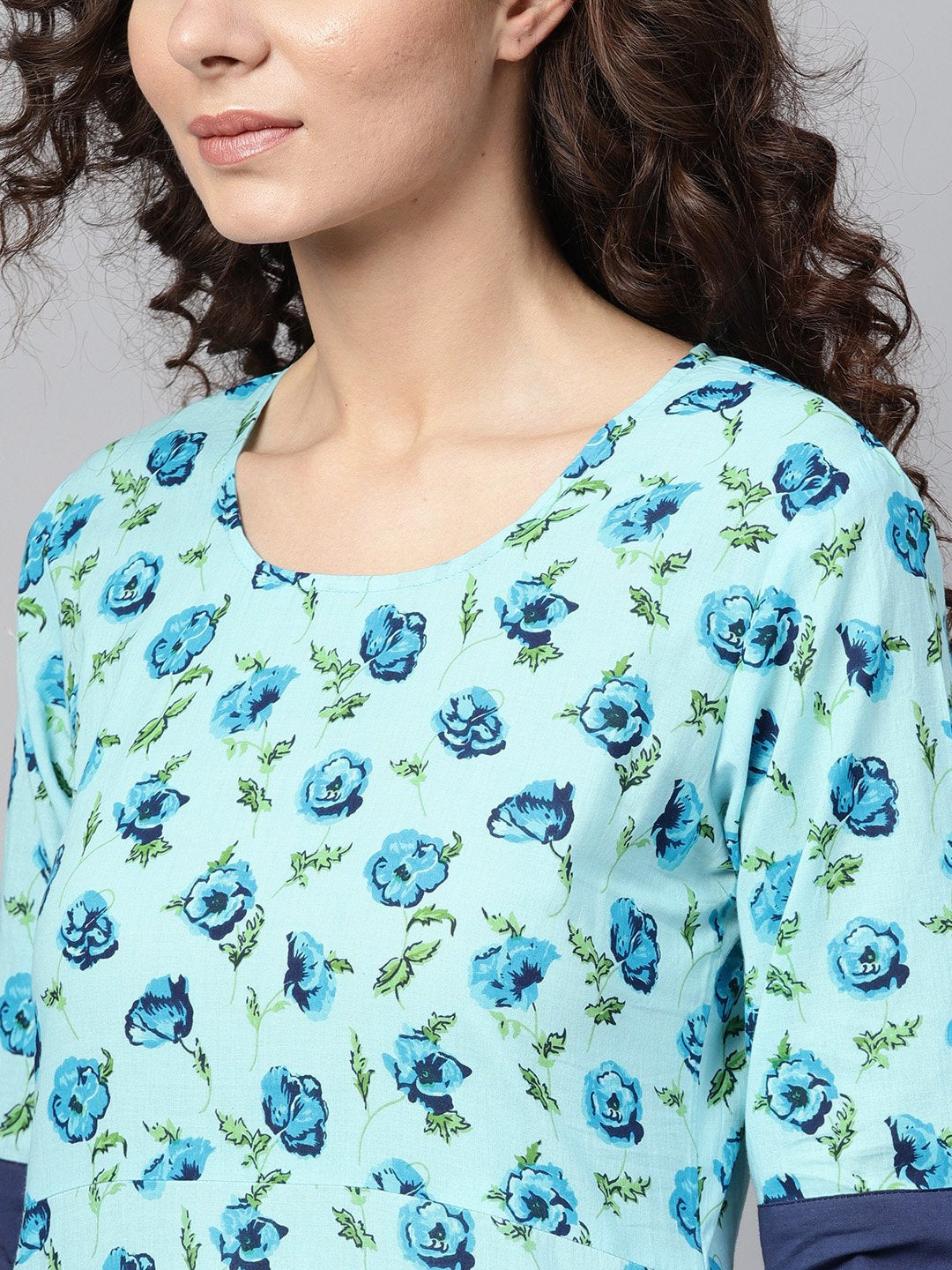 Light Blue Printed Straight kurta with Round Neck & Solid Cuff Detailing | NOZ2TOZ - Made In INDIA.