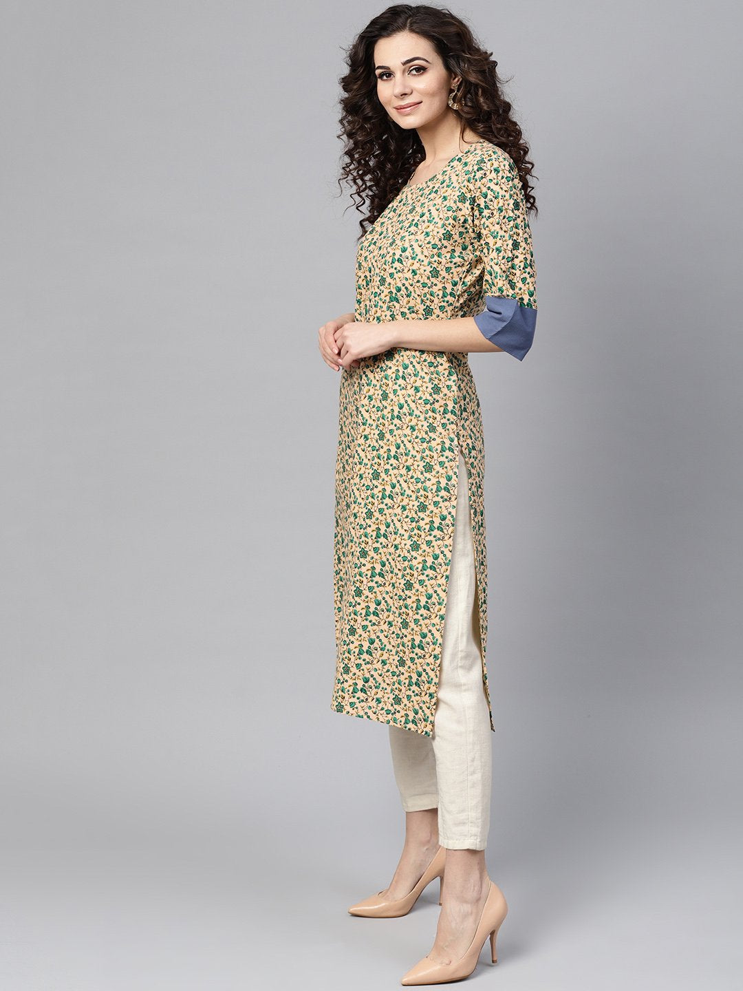 Beige Multi-Colored Straight Kurta with Round Neck with Solid Blue Cuff detailing | NOZ2TOZ - Made In INDIA.