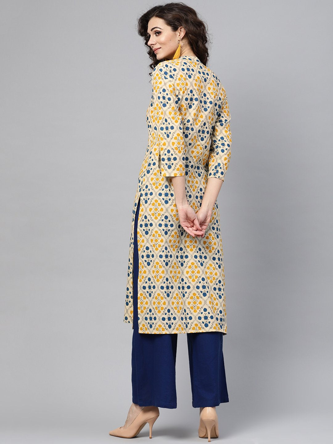 Cream Multi Colored Straight Kurta with Mandarin collar & 3/4 sleevs | NOZ2TOZ - Made In INDIA.