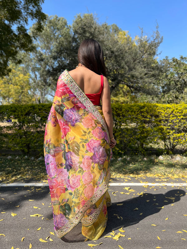 Women's Yellow Floral Printed Saree - VAMSEE