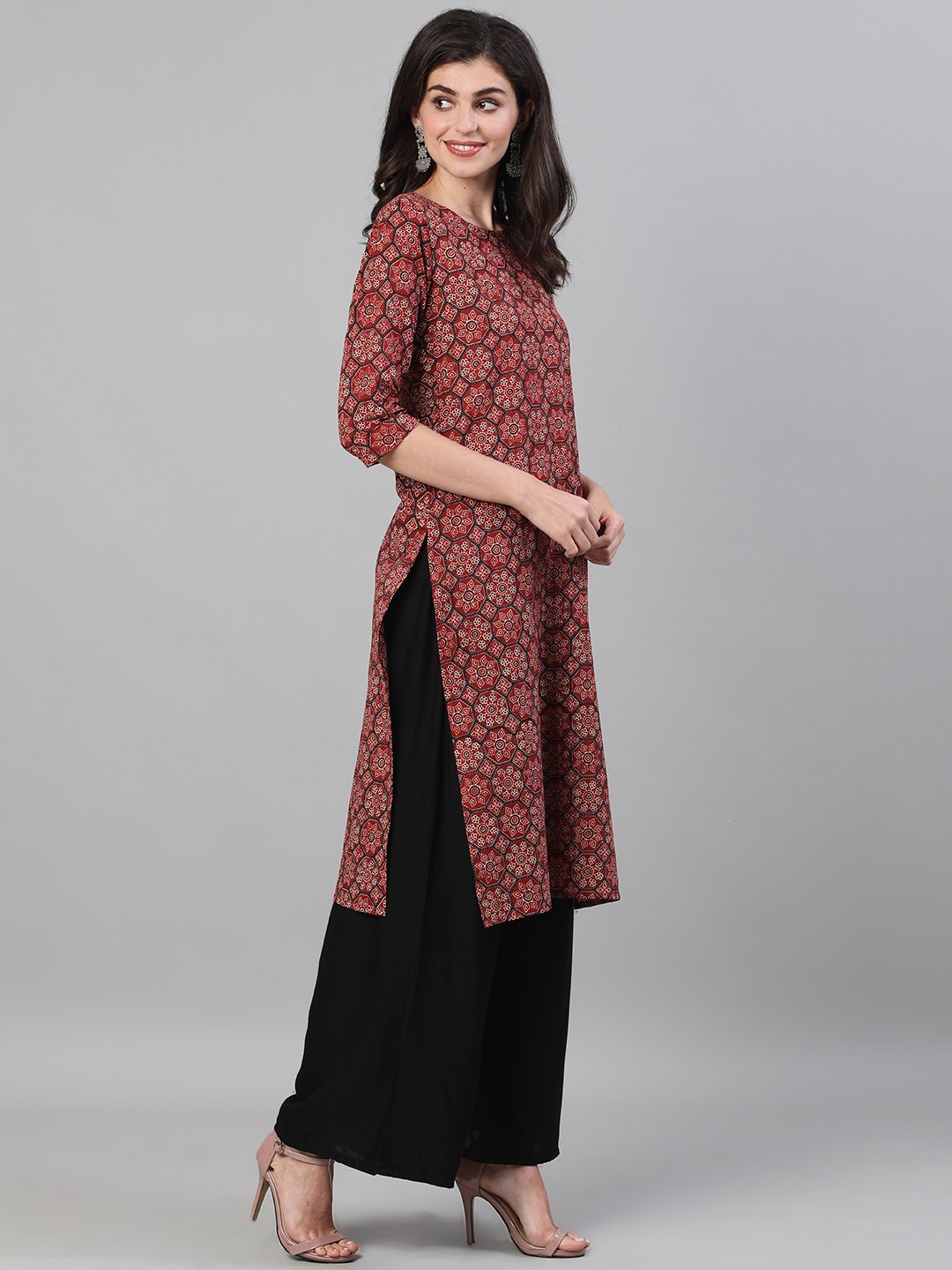 Women Maroon Calf Length Three-Quarter Sleeves Straight Ethnic Motif Printed Cotton Kurta with pockets And Face Mask | NOZ2TOZ - Made In INDIA.