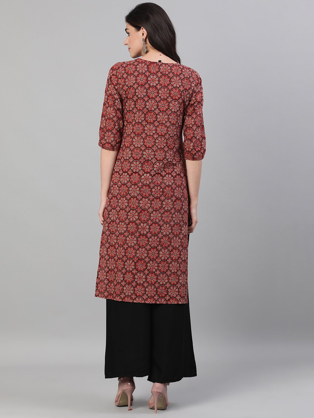 Women Maroon Calf Length Three-Quarter Sleeves Straight Ethnic Motif Printed Cotton Kurta with pockets And Face Mask | NOZ2TOZ - Made In INDIA.