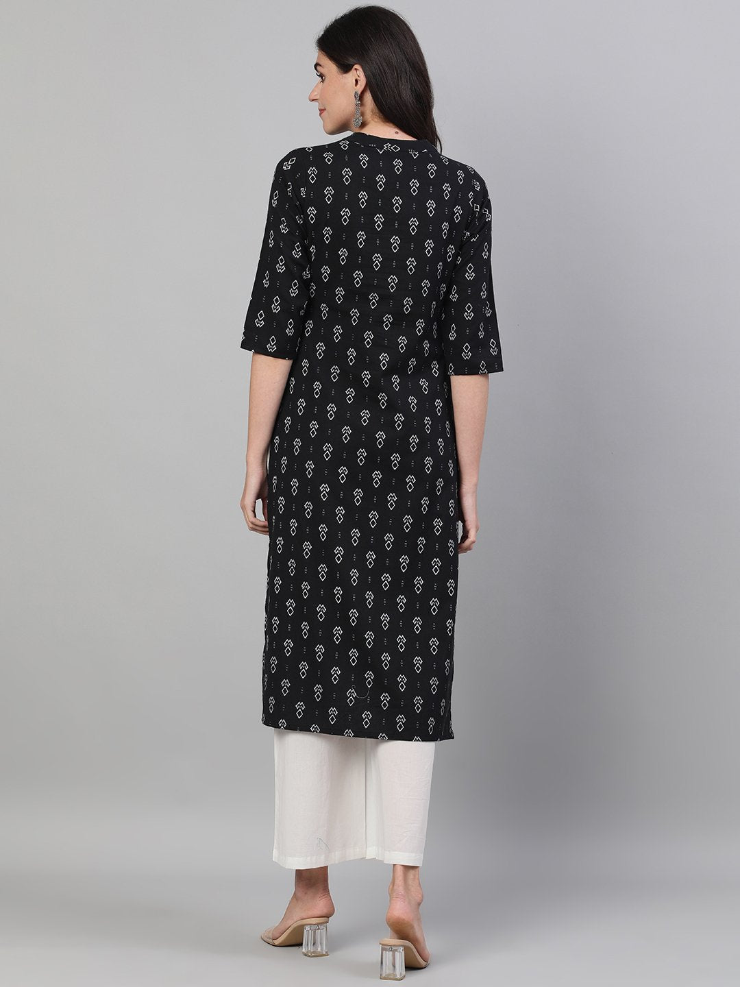 Women Black Calf Length Three-Quarter Sleeves Straight Geometric Printed Cotton Kurta with pockets And Face Mask | NOZ2TOZ - Made In INDIA.