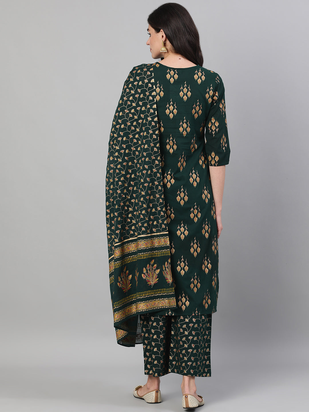 Women Green Gold Printed Three-Quarter Sleeves Straight Kurta With Palazzo and Dupatta with pockets And Face Mask | NOZ2TOZ - Made In INDIA.