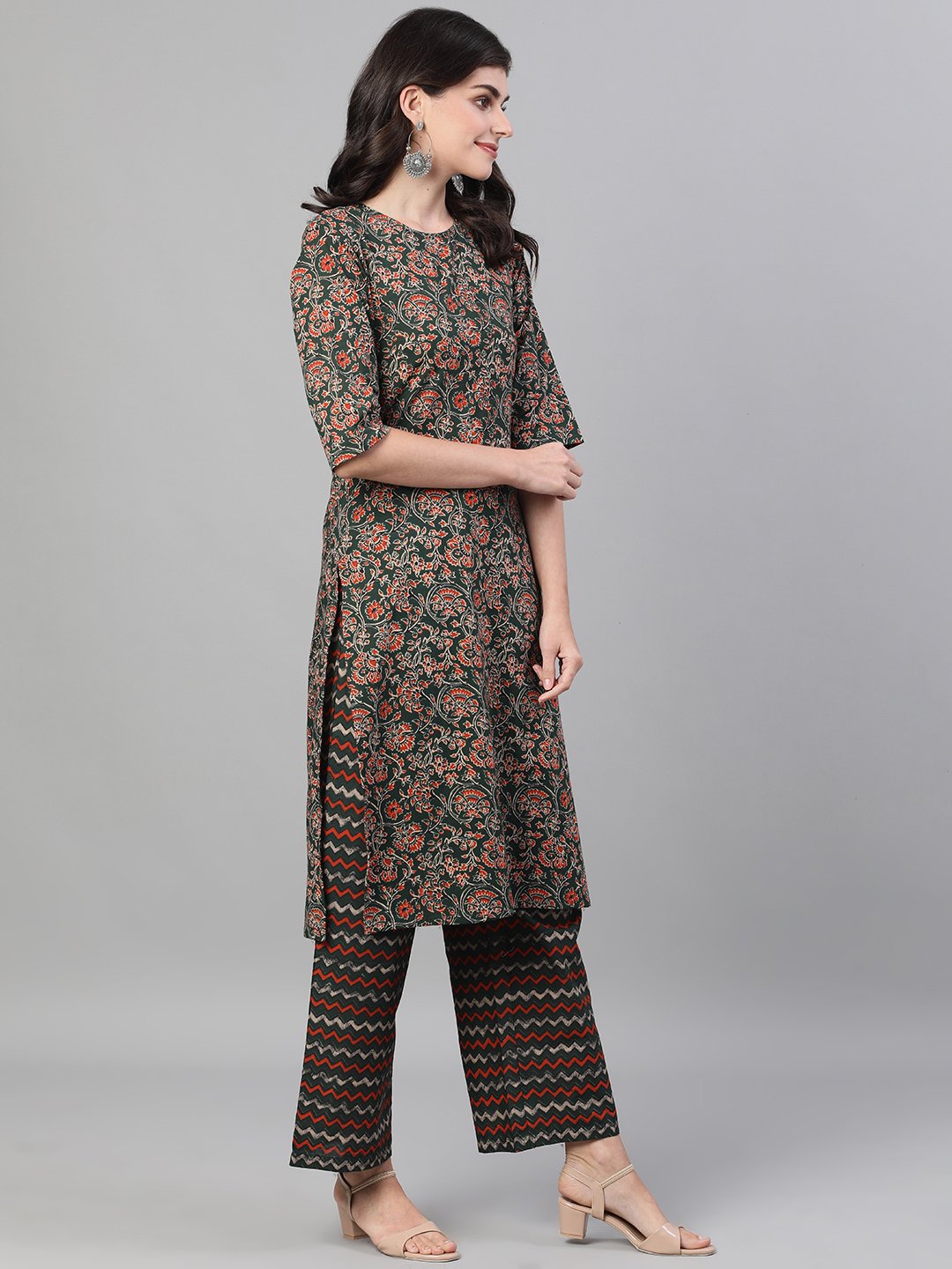 Women Green and Orange Three-Quarter Sleeves Straight Kurta With Palazzo with pockets And Face Mask | NOZ2TOZ - Made In INDIA.