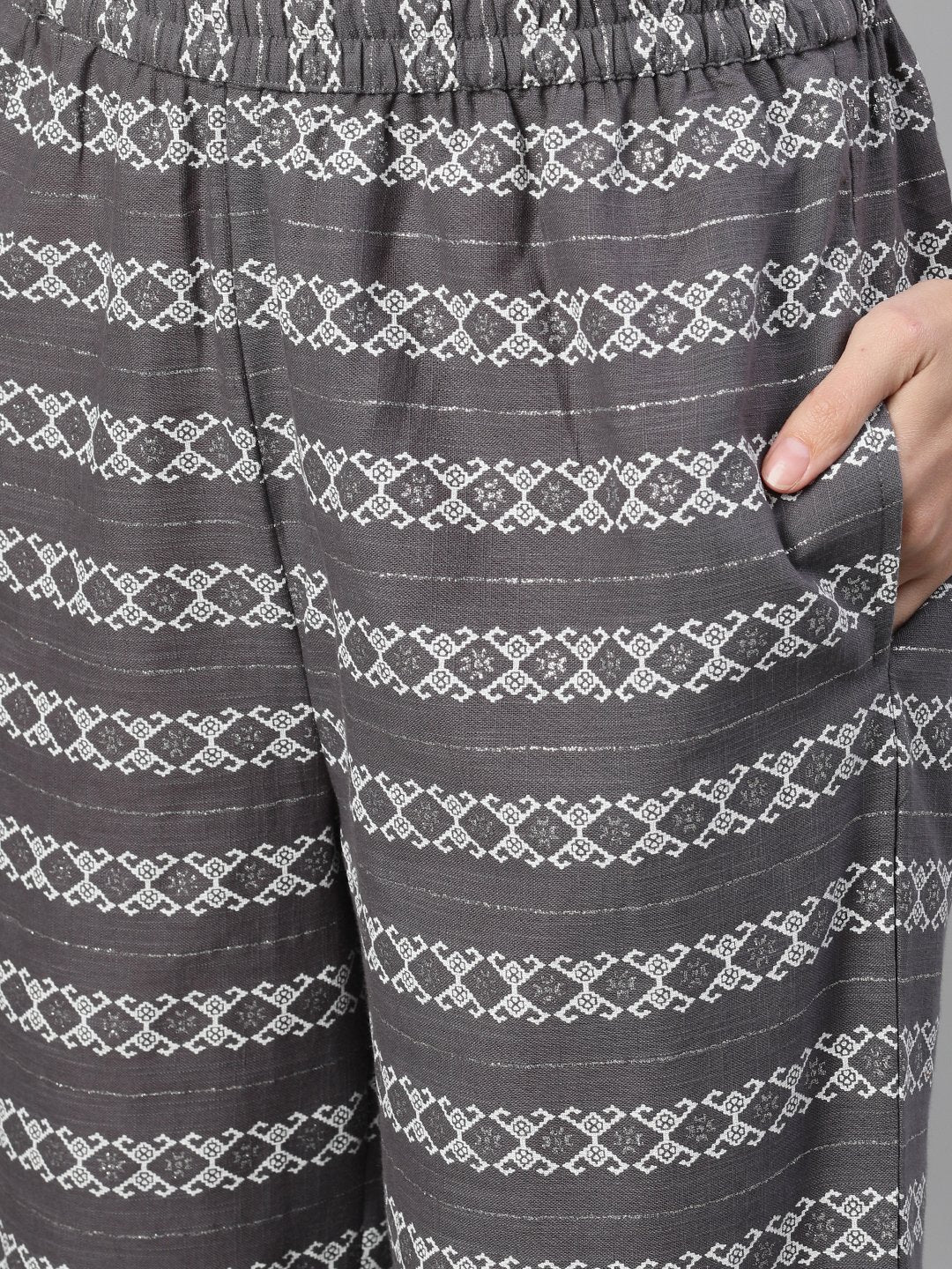 Women Steel Grey Three-Quarter Sleeves Printed Kurta-Palazzo with pockets and Face Mask | NOZ2TOZ - Made In INDIA.