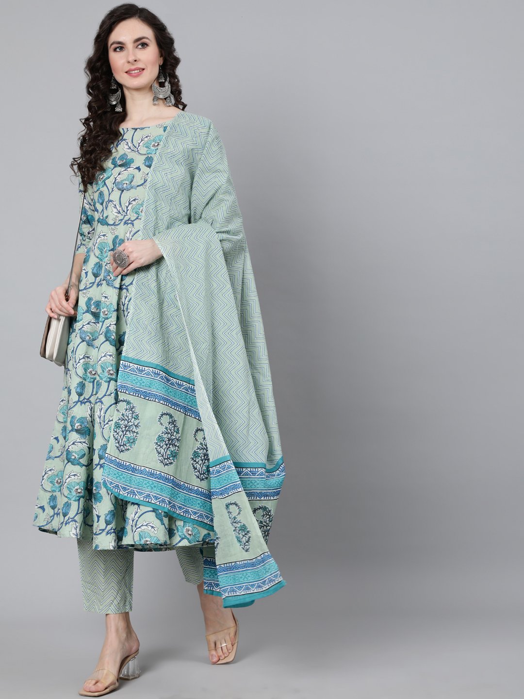 Women Sage Green Floral Printed Kurta With Trouser & Dupatta | NOZ2TOZ - Made In INDIA.