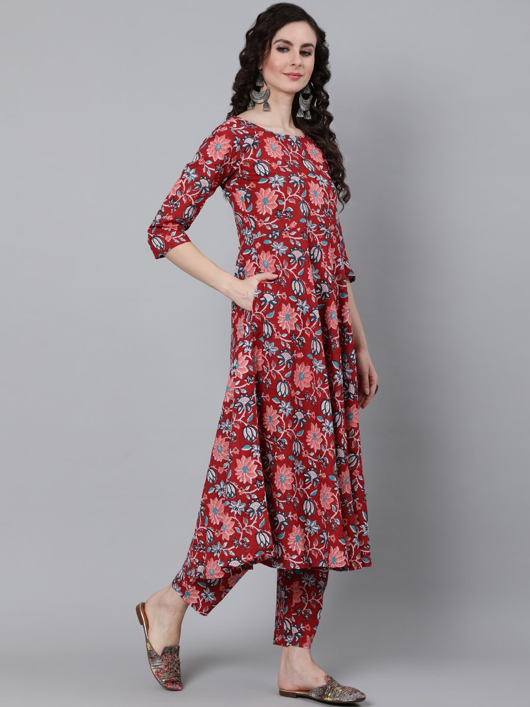 Women Red Floral Printed Kurta With Trouser & Dupatta | NOZ2TOZ - Made In INDIA.