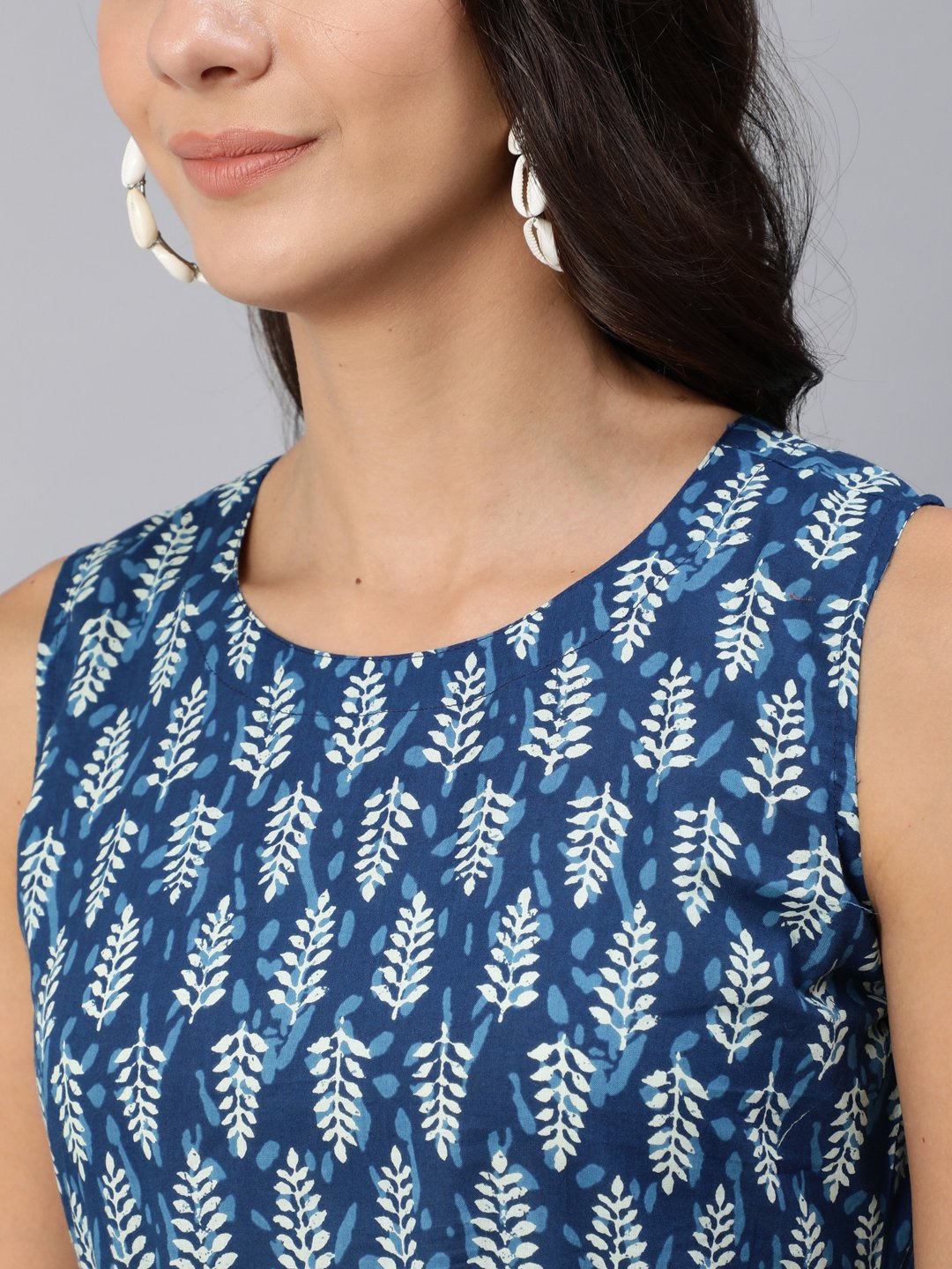 Women Blue Printed Sleeveless Dress | NOZ2TOZ - Made In INDIA.