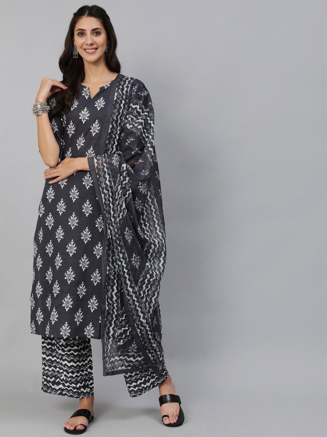 Women Grey Printed Kurta Set With Plazo & Dupatta | NOZ2TOZ - Made In INDIA.