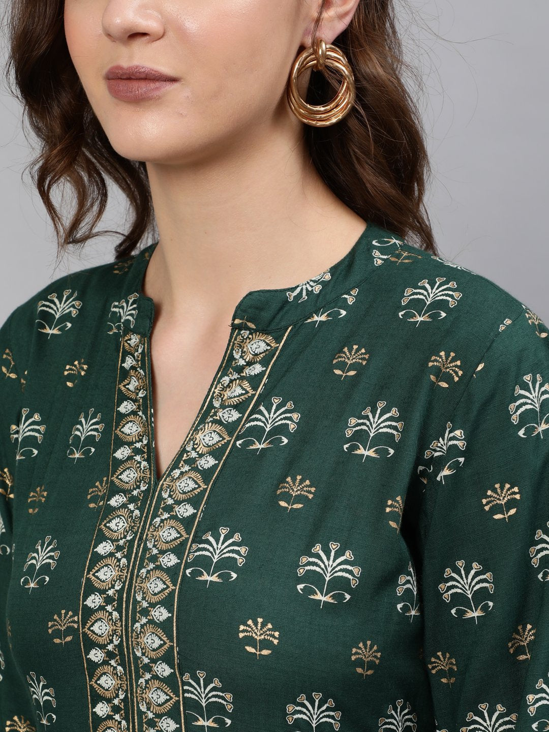 Women Green & Gold Printed Maxi Dress With Three Quarter Sleeves | NOZ2TOZ - Made In INDIA.