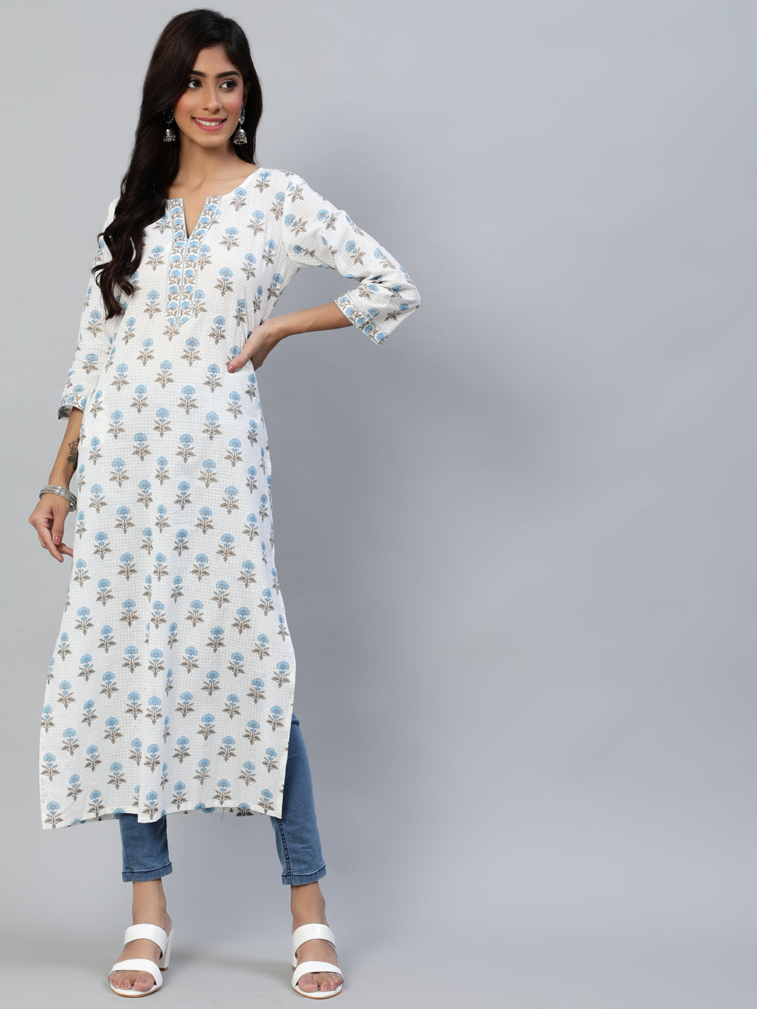 Women Off White Printed Straight Kurta With Three Quarter Sleeves | NOZ2TOZ - Made In INDIA.