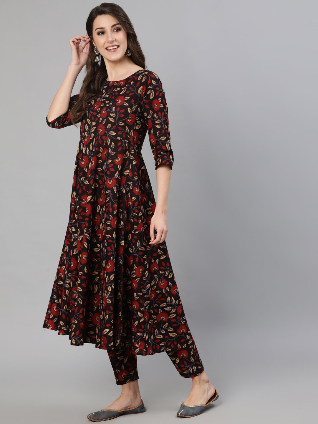 Women Black And Maroon Floral Printed Kurta With Trouser & Dupatta | NOZ2TOZ - Made In INDIA.