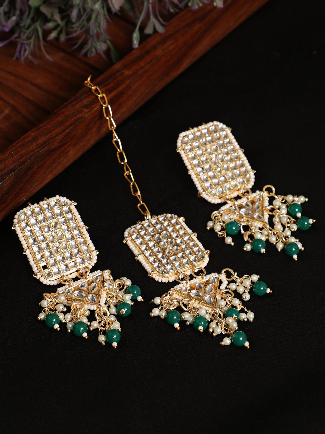 Women's Gold-Toned Green & White Kundan Stone Studded & Pearls Beaded Traditional Maangtikka & Earrings Set - Jazz And Sizzle - Indiakreations