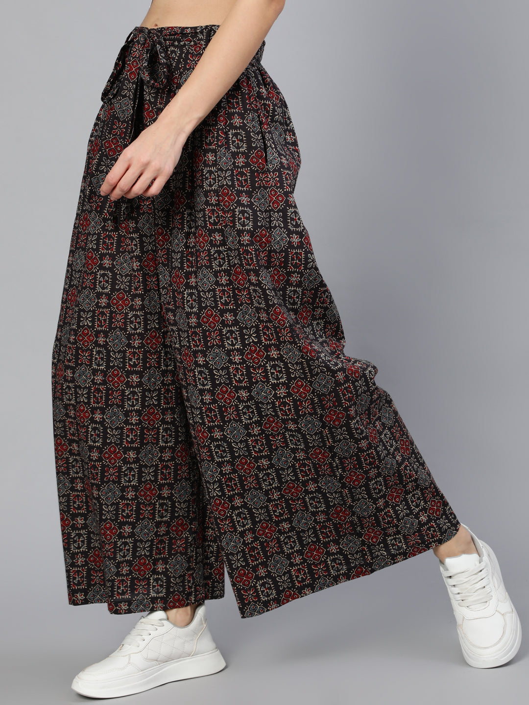 Women Black Wide Legged Printed Plazo With Side Pockets | NOZ2TOZ - Made In INDIA.