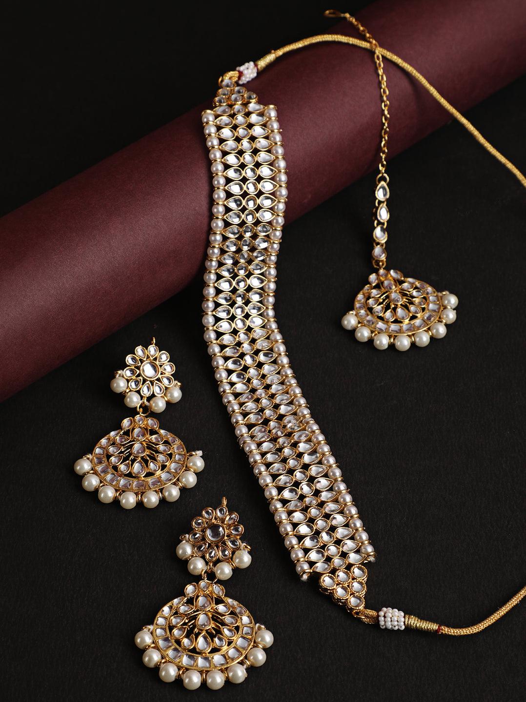 Women's Gold-Toned Kundan & Pearl Jewellery Set - Jazz and Sizzle - Indiakreations