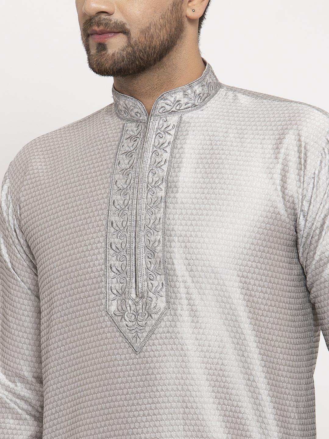 Men's Grey Yoke Design Solid Kurta With White Churidaar Pyjama - Benstoke - Indiakreations