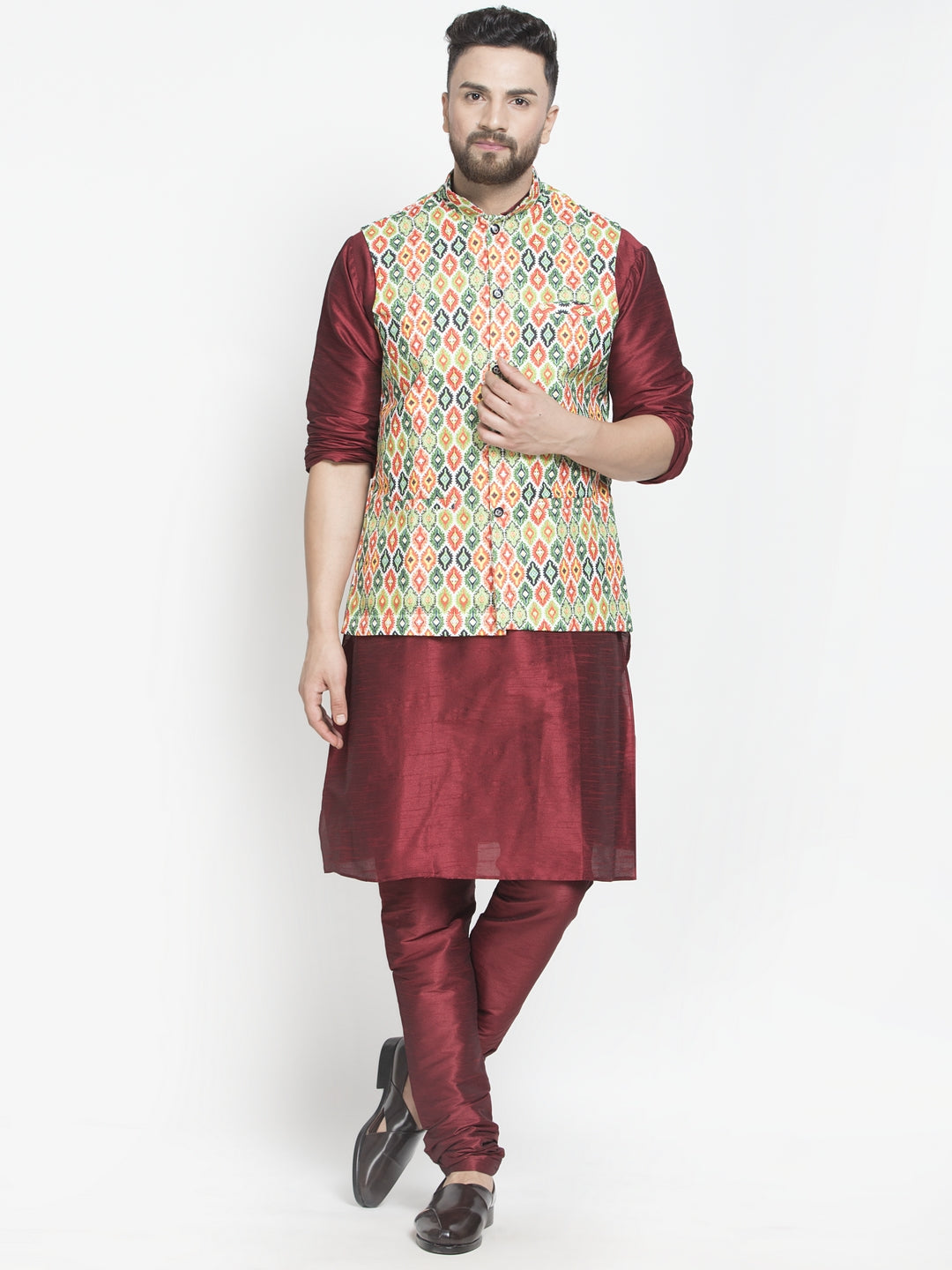 Men's Silk Blend Maroon Kurta With Pyjama & Green Printed Nehru Jacket - Benstoke