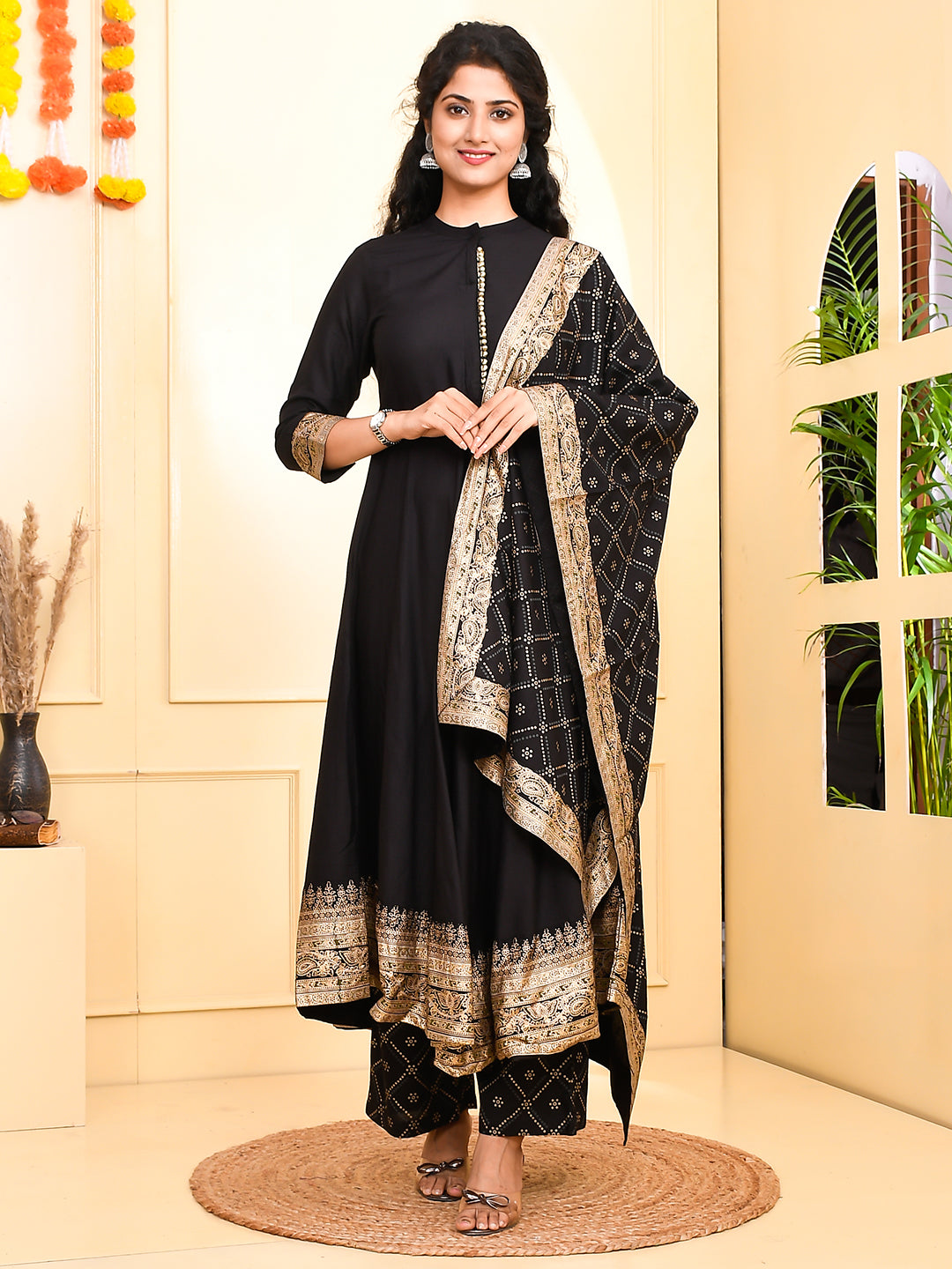 Women's Black Rayon Kurta Bottom And Dupatta Set - Jaitpuriya Fashion