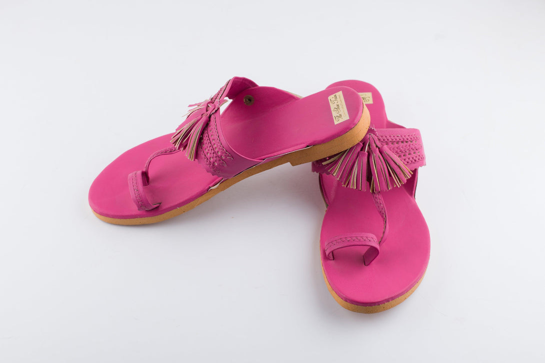 Women's Fuschia Pink Kolhapuris With Tassels - The Shoe Tales - Indiakreations