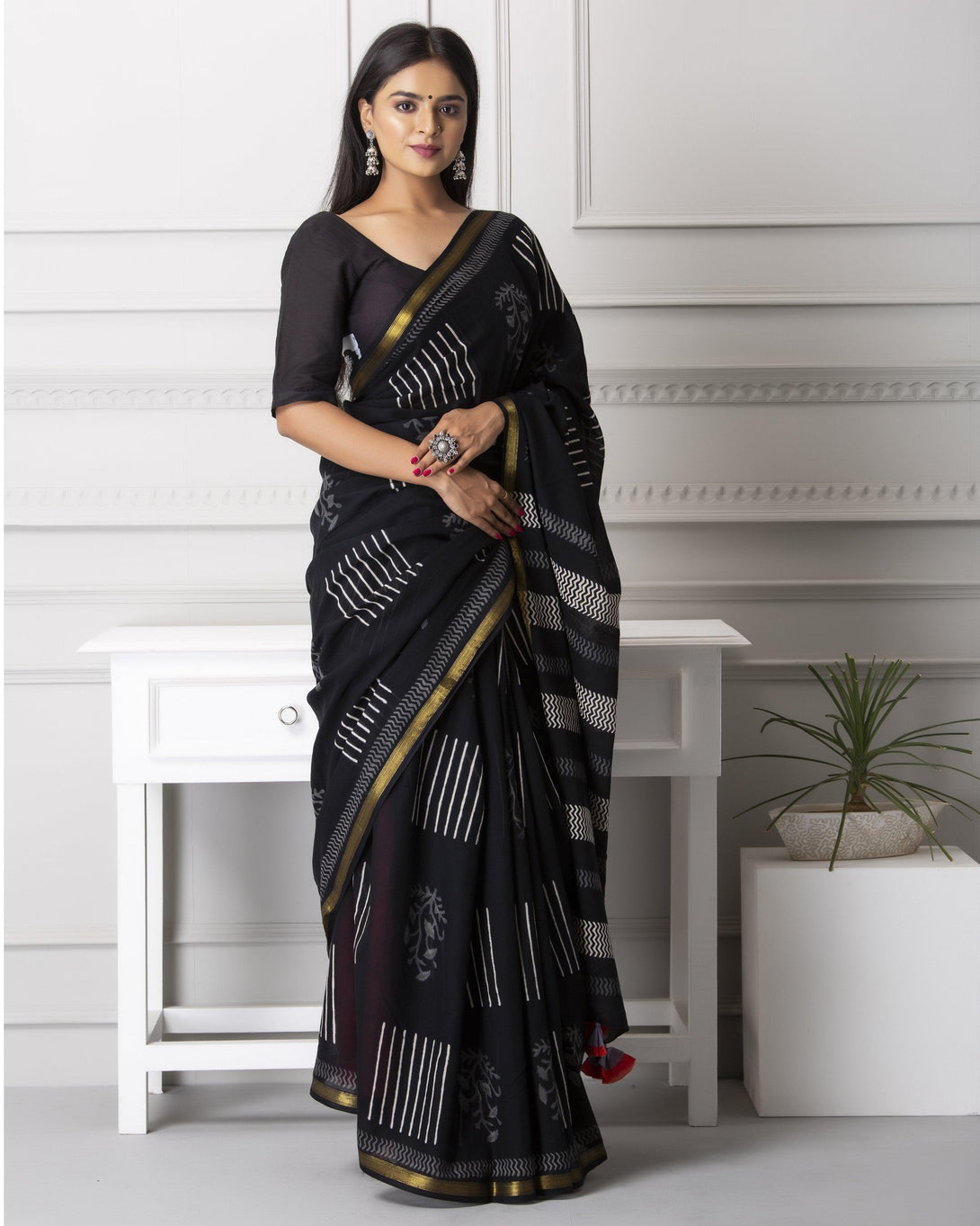 Women's Kayla Handblock Cotton Saree with Blouse - Baisacrafts - Indiakreations